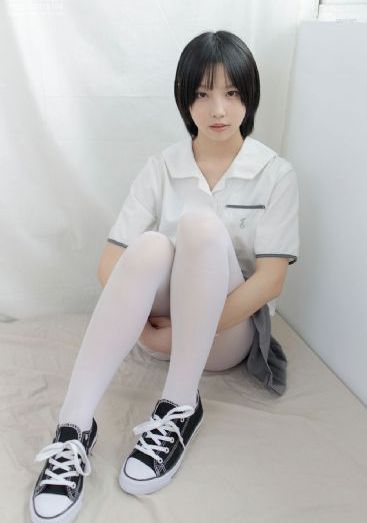 交换工作:漂亮的女性员工